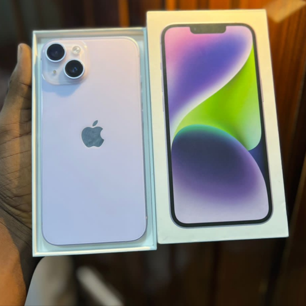 iPhone(s)